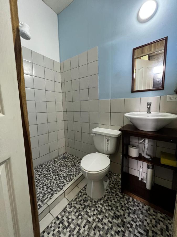 Auberge de jeunesse Old Bocasso à Bocas del Toro Extérieur photo