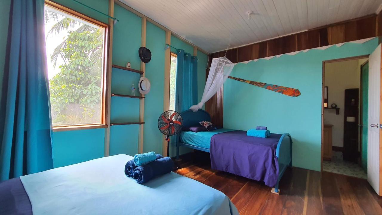 Auberge de jeunesse Old Bocasso à Bocas del Toro Extérieur photo